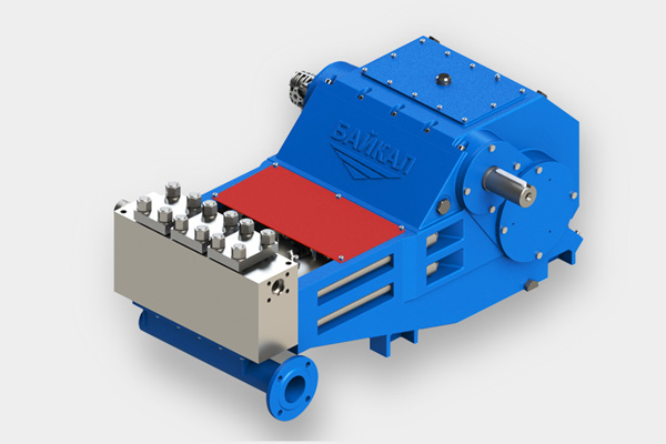 Плунжерный насос с перпендикулярной клапанной группой